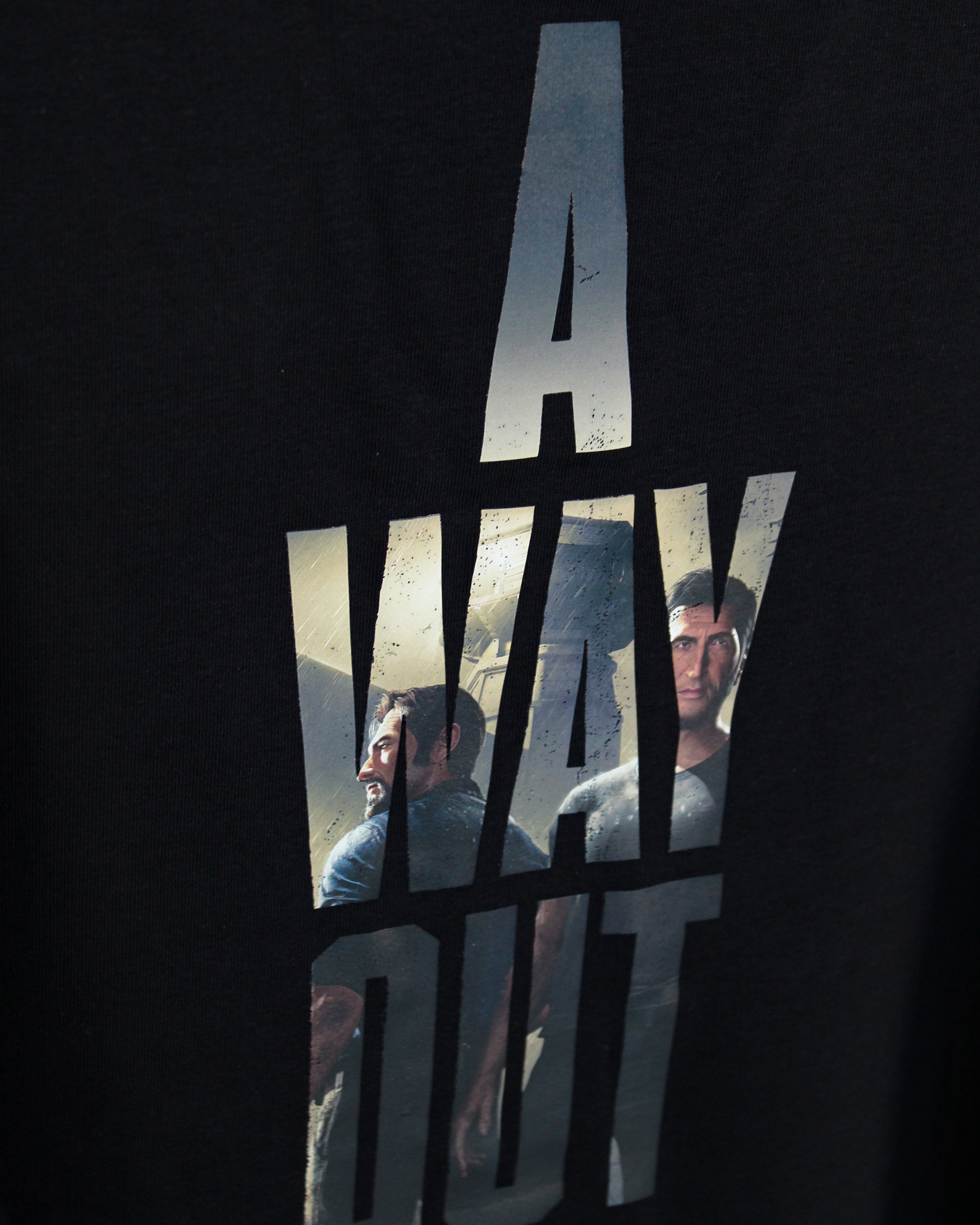 A Way Out⎟Leo & Vincent⎟Crewneck - Official Hazelight Gear Store